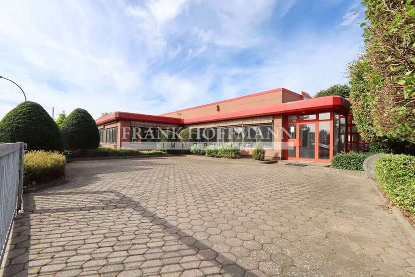 Büro in Kaltenkirchen 2.317,12 € 416 m²