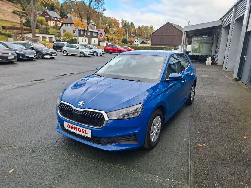 Skoda Fabia 36.800 km 15.370 € Bad Elster 08645