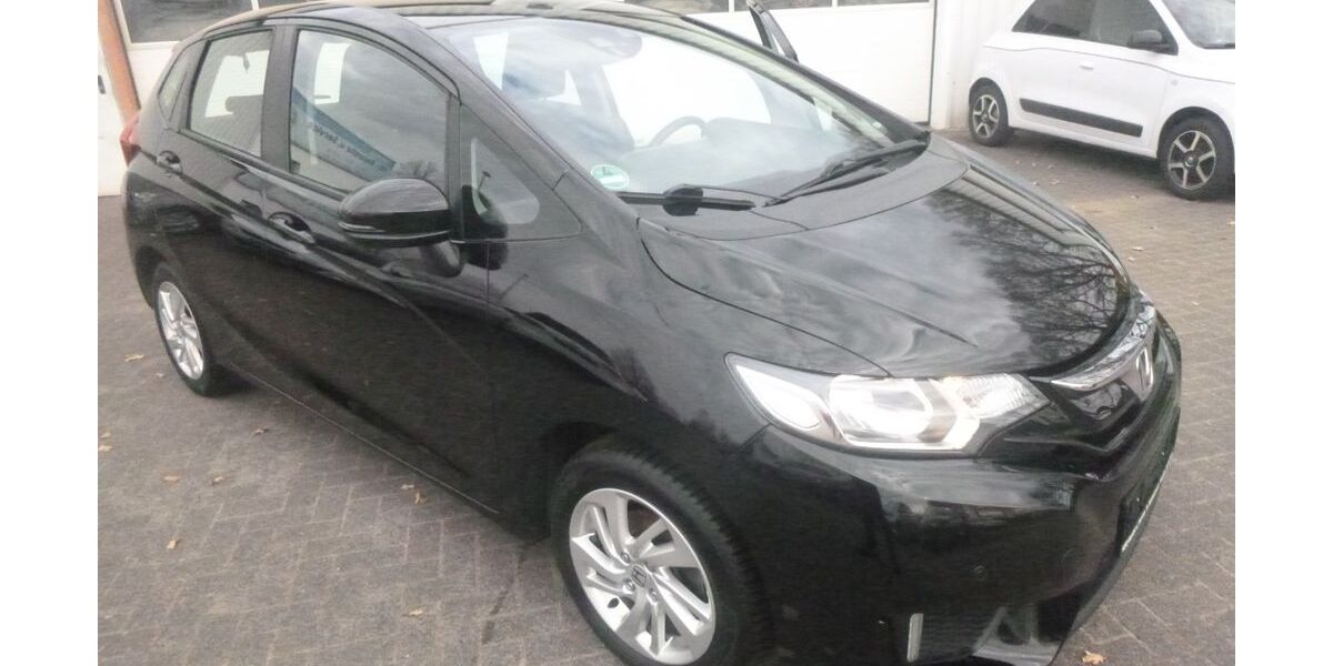 Honda Jazz 124.976 km 9.588 &euro; Parchim 19370
