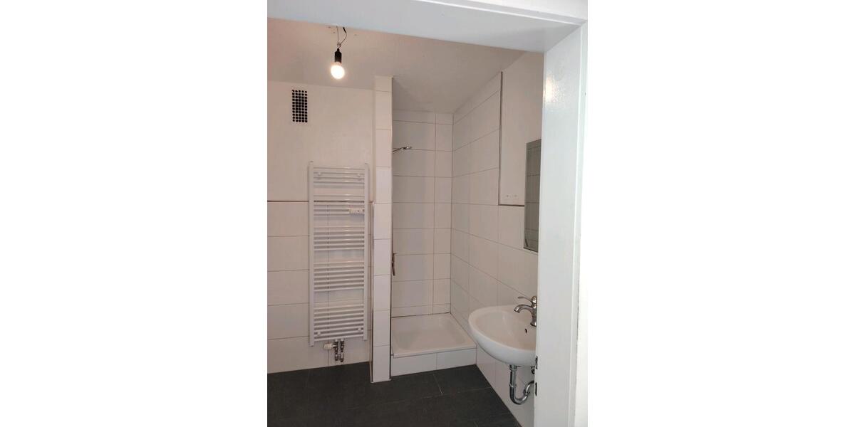 Etagenwohnung Duisburg Walsum - 5 Zimmer, 120 m&sup2;, 1.500&euro; | Angebot:25292814