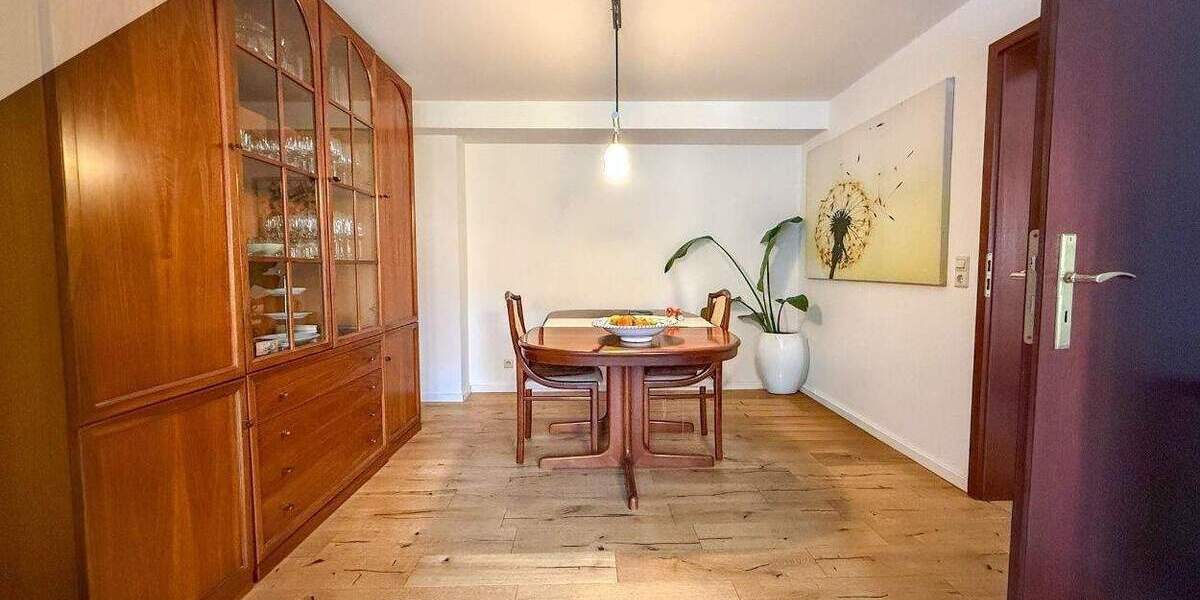 Reihenmittelhaus Karlsruhe Durlach - 4 Zimmer, 167 m&sup2;, 650.000&euro; | Angebot:25727865