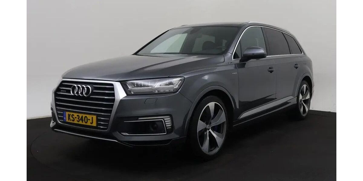 Audi Q7 258.696 km 17.500 &euro; Laar Eschebrügge 49824
