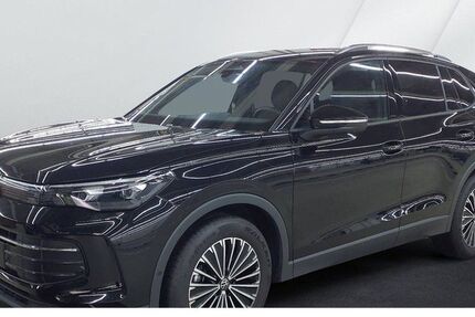 VW Tiguan 28.595 km 36.980 € Neuwied 56564