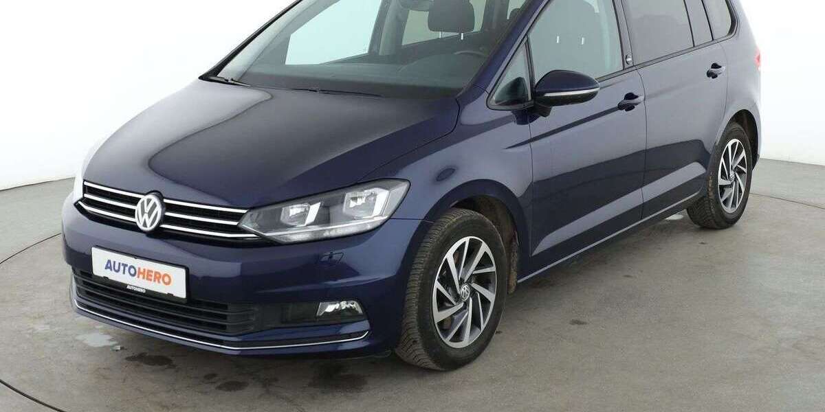 VW Touran 111.190 km 17.050 &euro; Frankfurt am Main 65936