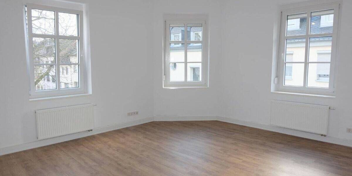 Etagenwohnung Trier Trier-Süd - 2 Zimmer, 81 m&sup2;, 900&euro; | Angebot:26402615