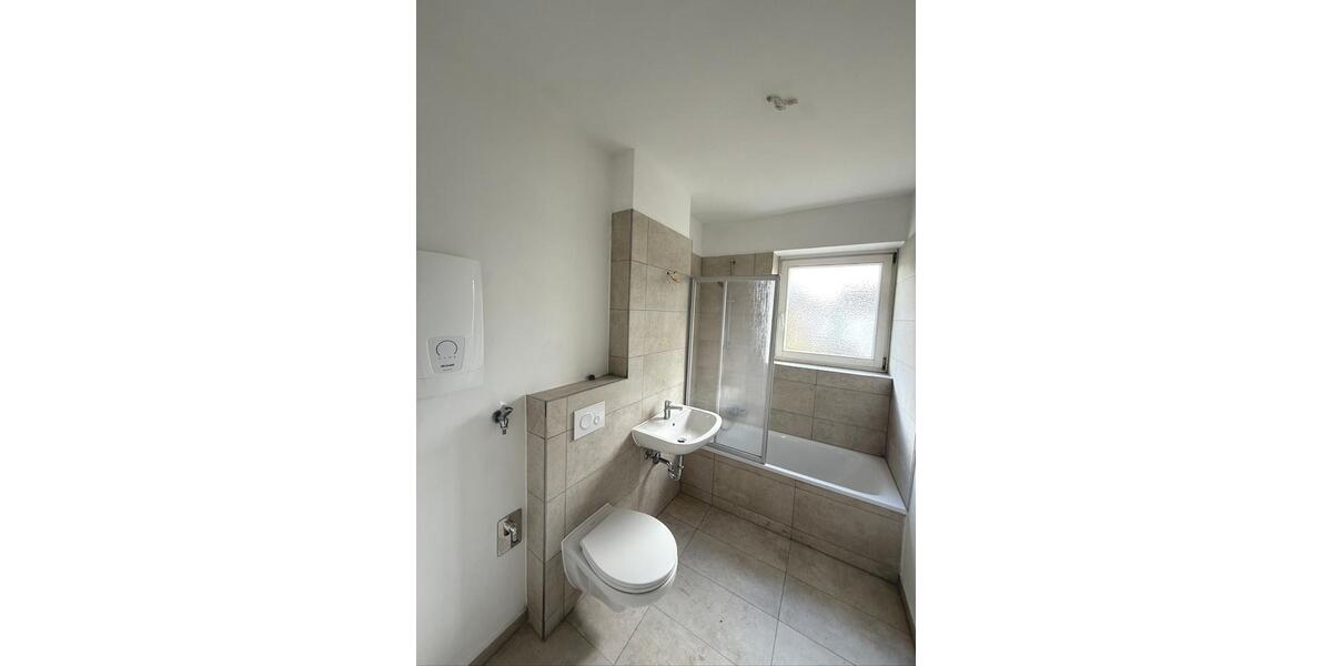 Etagenwohnung Amberg - 3 Zimmer, 90 m&sup2;, 945&euro; | Angebot:25127356