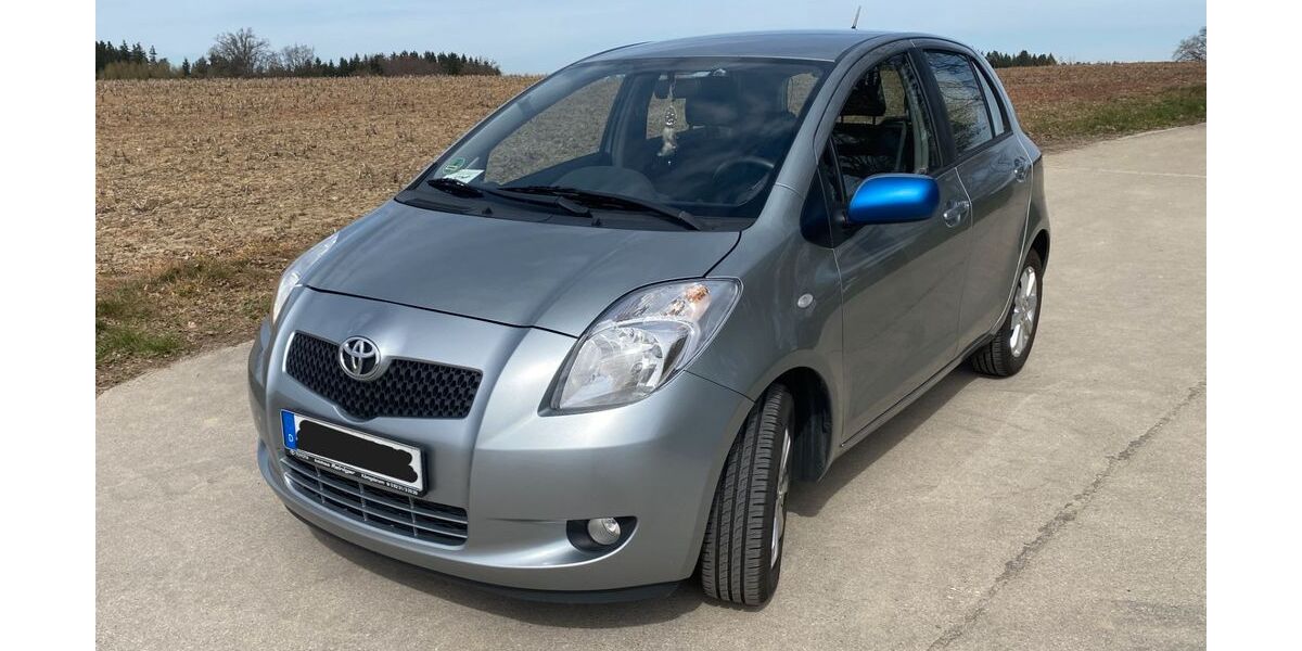 Toyota Yaris 112.000 km 3.750 &euro; Friedberg 86316