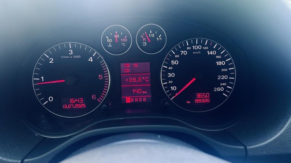 Audi A3 8P 200.000 km 6.000 &euro; Waldkraiburg 84478