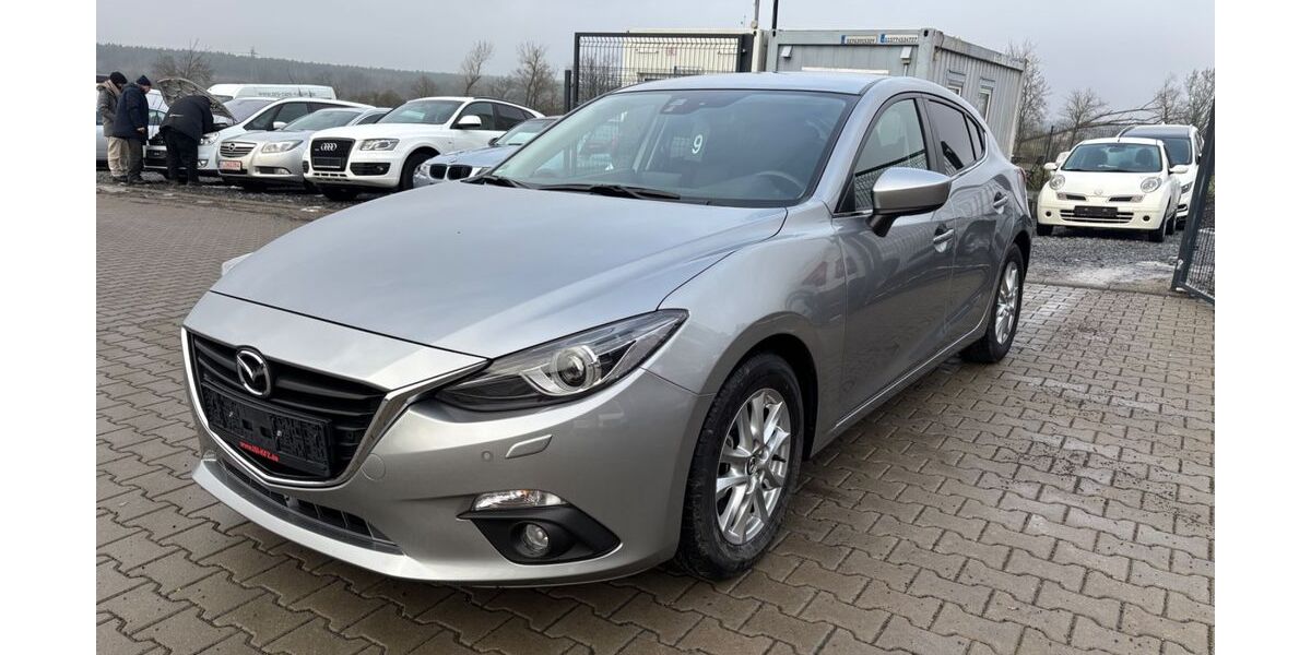 Mazda 3 18.300 km 13.999 &euro; Wildau 15745