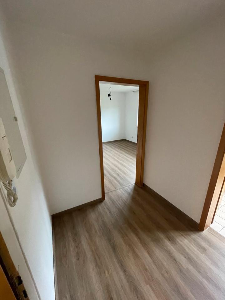 Renovierte 2-Zimmer Wohnung zimmer