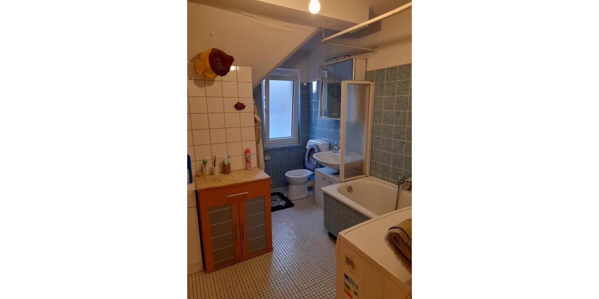 Dachgeschoßwohnung Hameln - 3 Zimmer, 76 m&sup2;, 532&euro; | Angebot:26349352