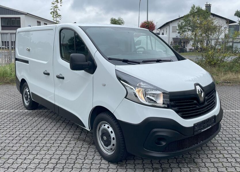 Renault Trafic 66.000 km 13.980 € Langen 63225