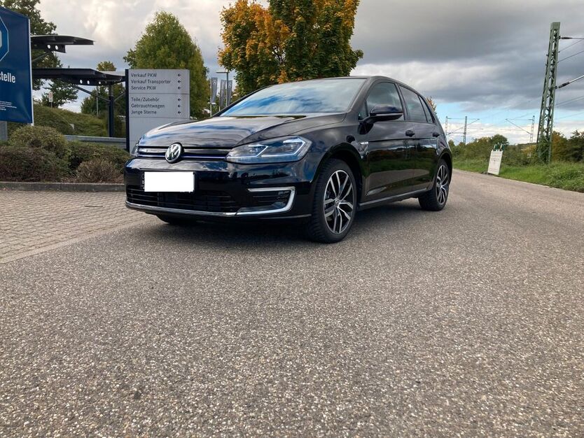 VW Golf 10.000 km 19.900 € Bretten 75015