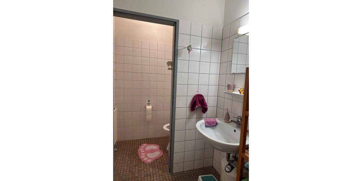 Etagenwohnung Vogtsburg im Kaiserstuhl Oberrotweil - 5 Zimmer, 157 m&sup2;, 1.390&euro; | Angebot:26154125