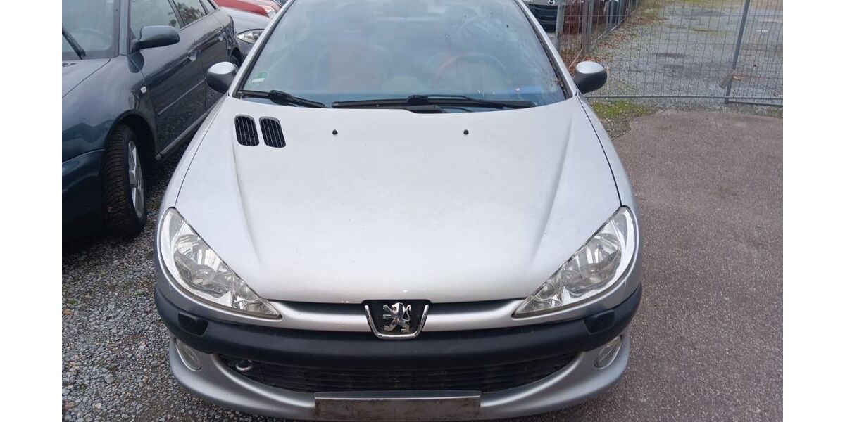 Peugeot 206 142.000 km 1.290 € Düsseldorf 40231