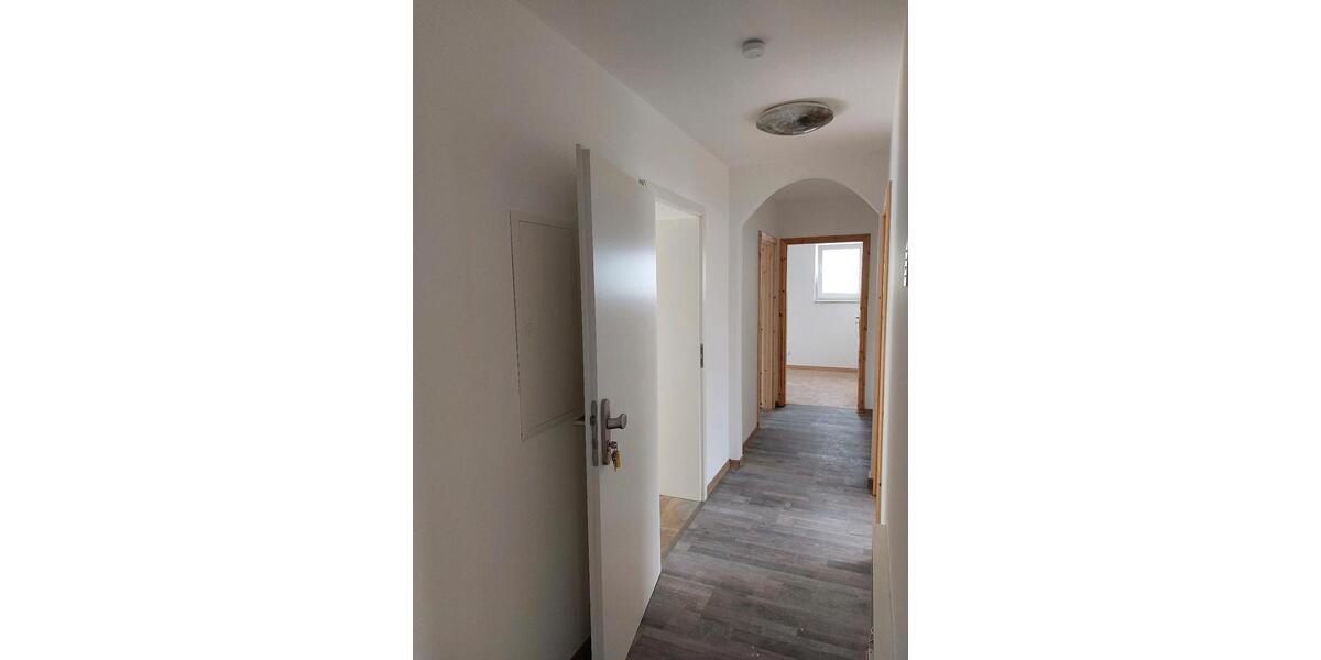 Mehrfamilienhaus, Wohnhaus Karlstein am Main - 4 Zimmer, 105 m&sup2;, 1.200&euro; | Angebot:25963064