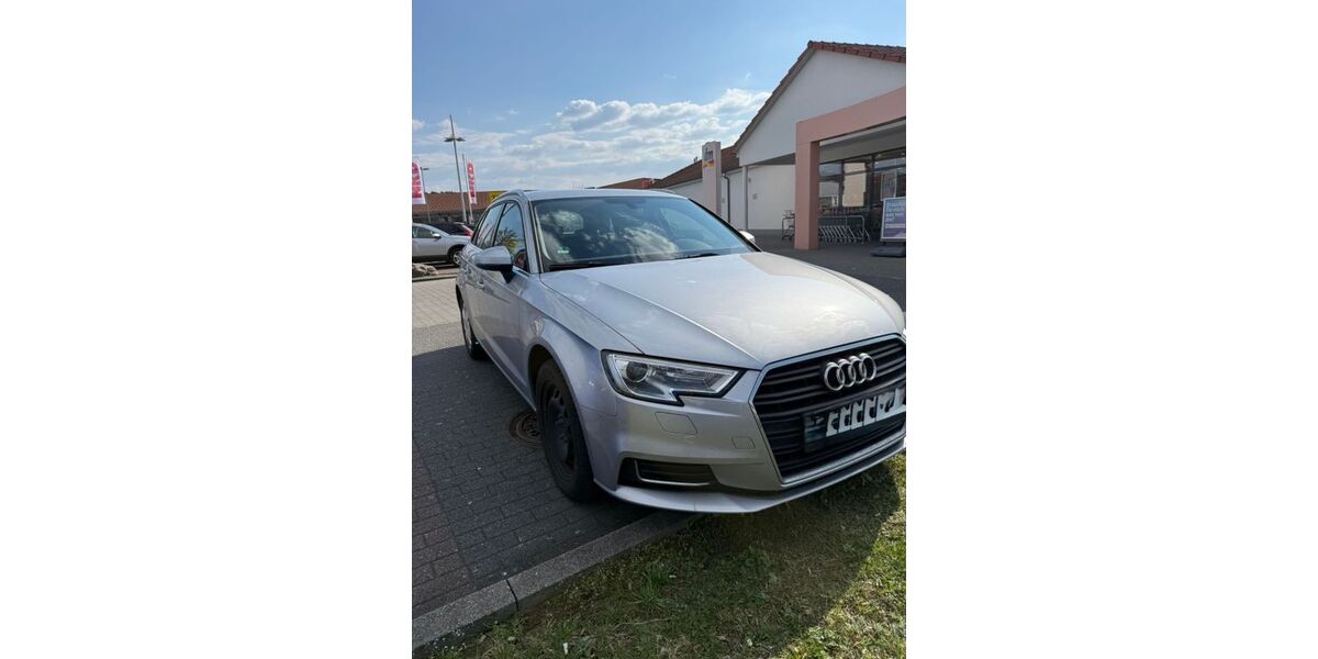 Audi A3 42.000 km 19.900 &euro; Herne 44629