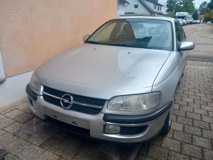 Opel Omega 253.000 km 900 € Worms 67551
