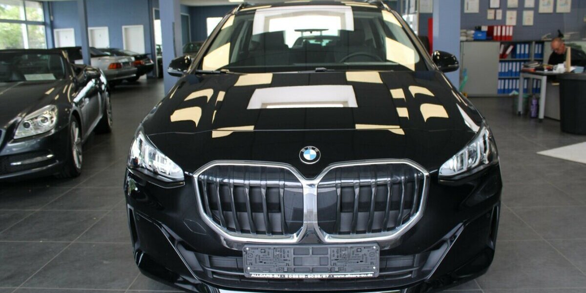 BMW 216 Active Tourer Aut. 4.479 km 25.980 &euro; Euskirchen 53881