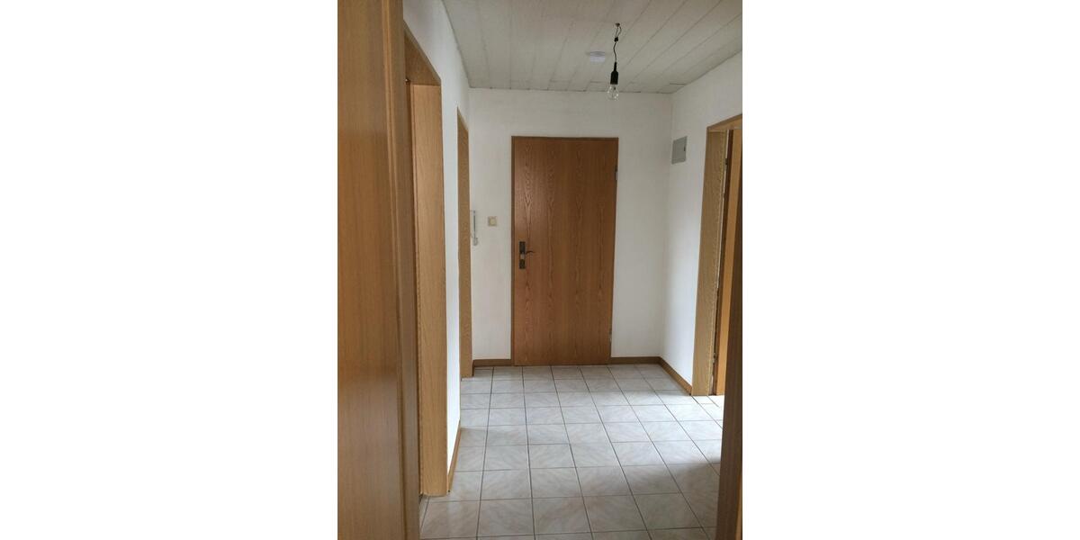 Dachgeschoßwohnung Wiesbaden Klarenthal - 4 Zimmer, 85 m&sup2;, 259.000&euro; | Angebot:27189326