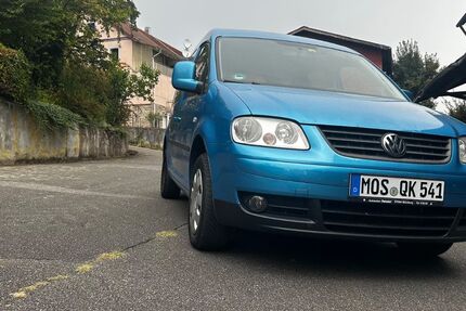 VW Caddy 258.000 km 4.000 &euro; Billigheim 74842