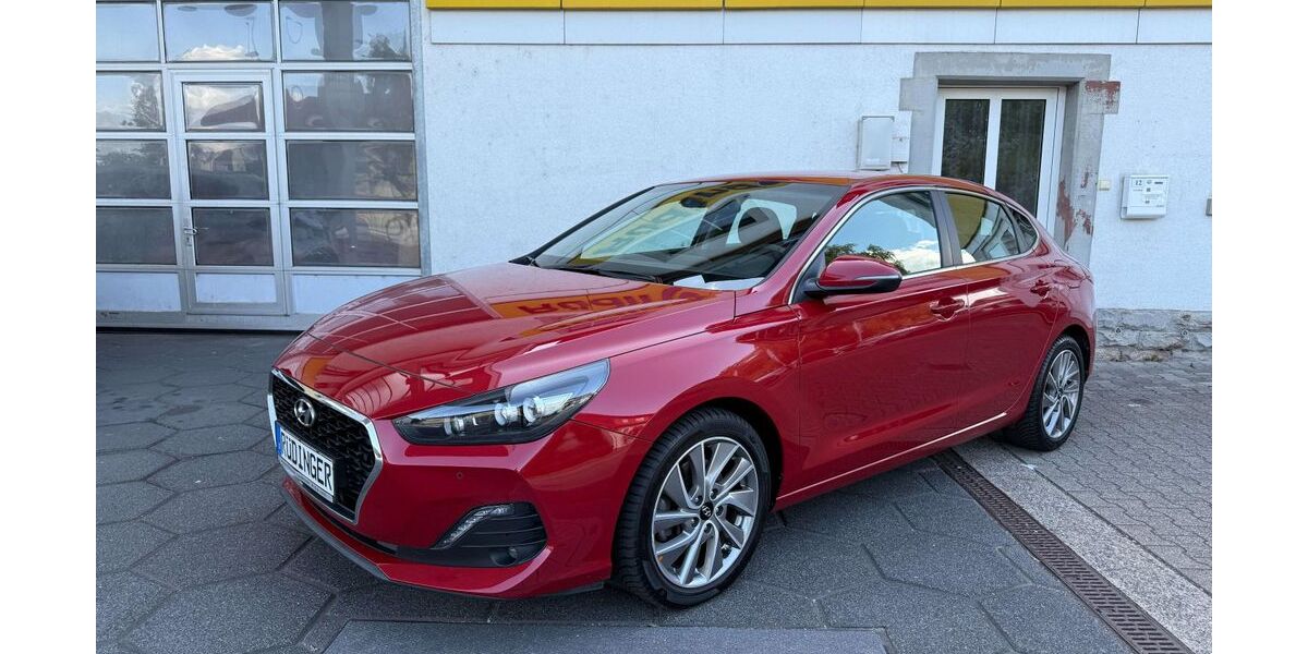 Hyundai i30 75.122 km 15.980 € Aglasterhausen 74858