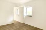 FÜ: Erstbezug! Attraktiv & repräsentativ, 2-Zi-Whg (2.OG) mit EBK, Balkon, Aufzug + TG-Stellplatz