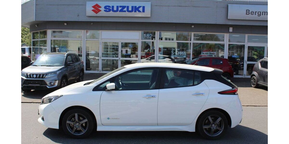 Nissan Leaf 17.383 km 13.880 &euro; Elmshorn 25337