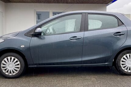 Mazda 2 175.000 km 2.990 &euro; Wipperfürth 51688