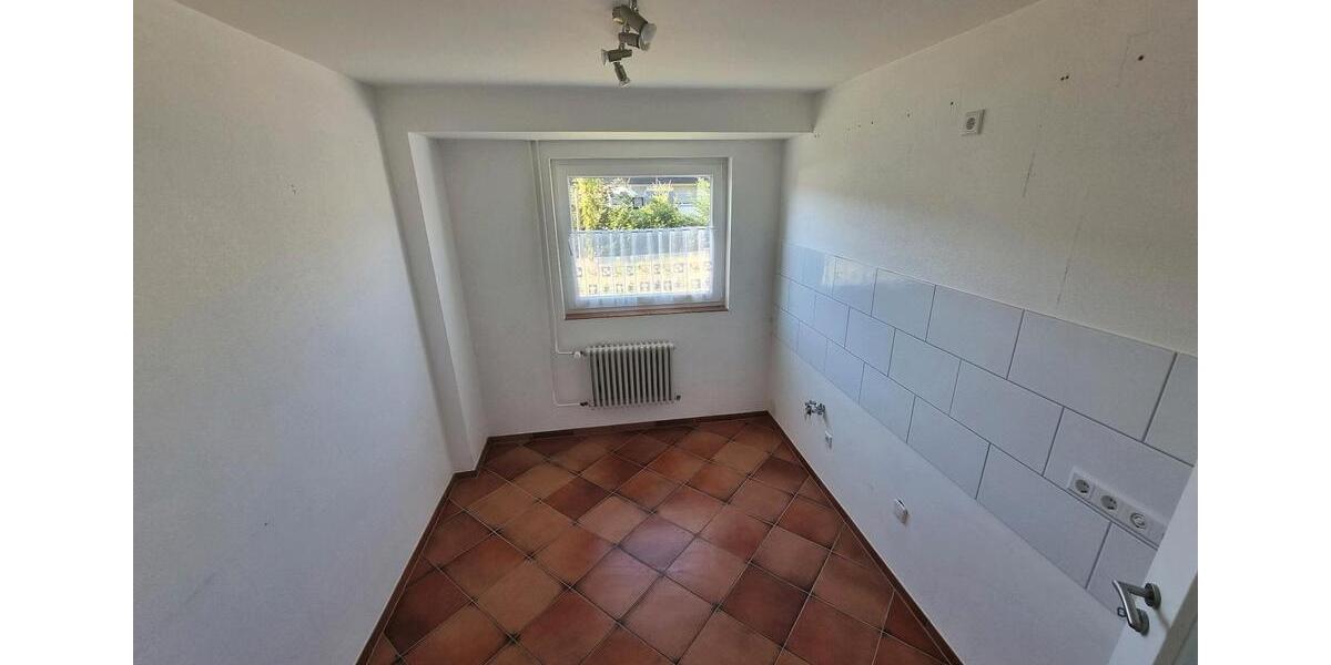 Doppelhaushälfte Neuenrade - 5 Zimmer, 168 m&sup2;, 225.000&euro; | Angebot:27151306