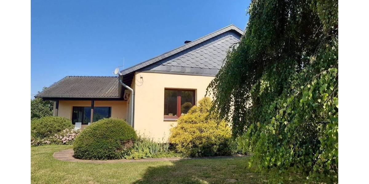 Bungalow Willebadessen - 6 Zimmer, 174 m&sup2;, 299.000&euro; | Angebot:26715376