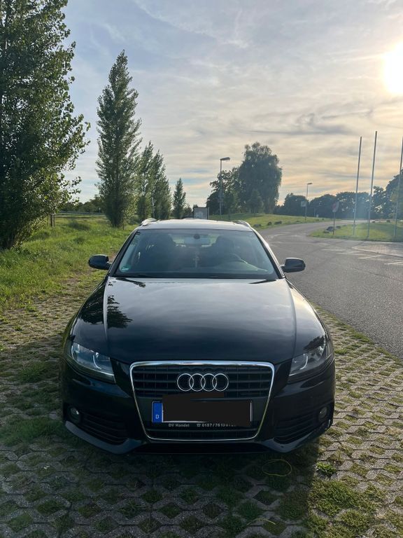 Audi A4 301.572 km 6.450 € Baden Baden 76532
