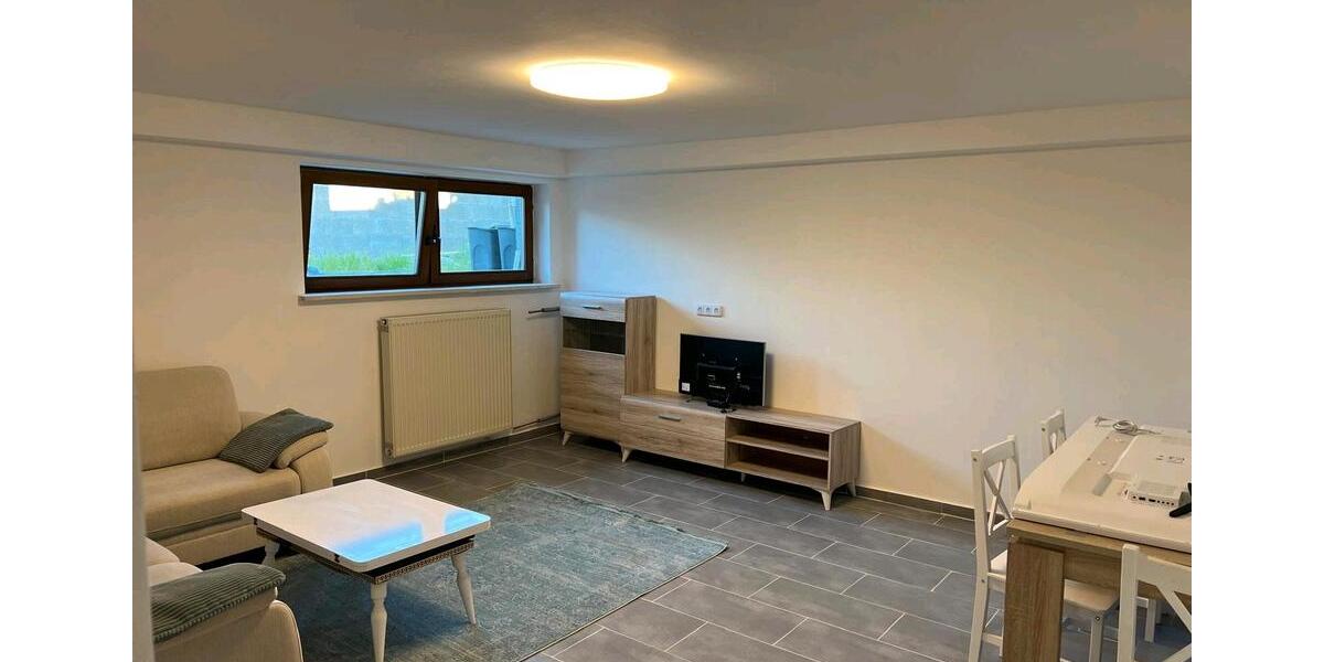 Renovierte 2 Zimmer Wohnung im hellen Keller-ruhige Lage 2 zimmer