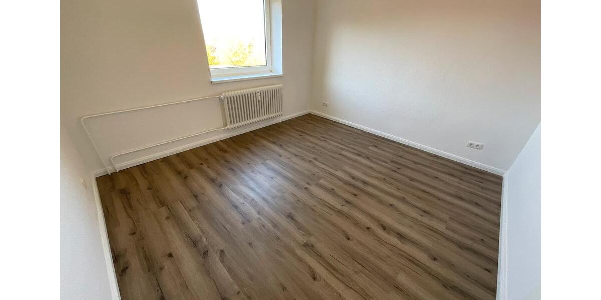 Etagenwohnung Brunsbüttel - 4 Zimmer, 85 m&sup2;, 669&euro; | Angebot:26365505
