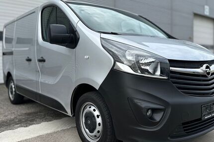 Opel Vivaro 156.000 km 10.900 € Mainz-Mombach 55120