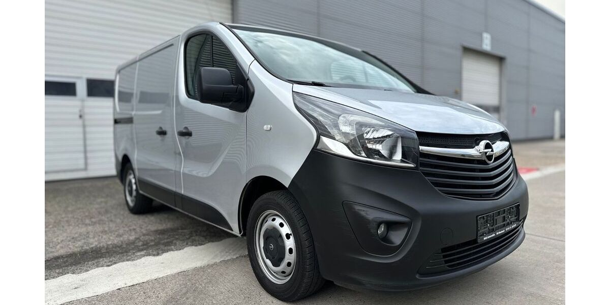 Opel Vivaro 156.000 km 10.900 € Mainz-Mombach 55120