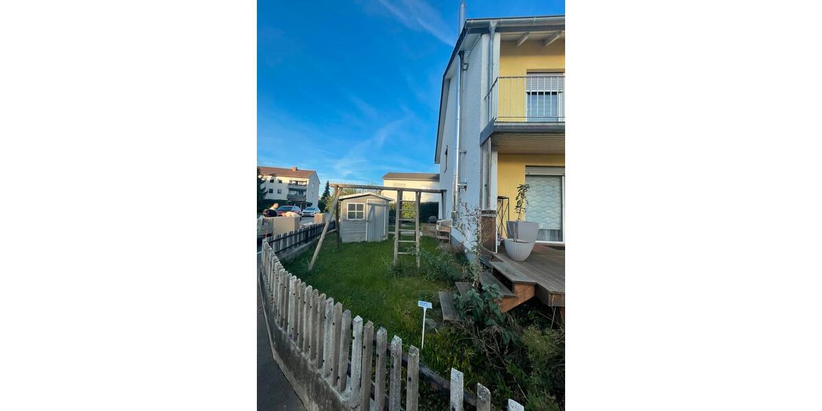 Doppelhaushälfte Vöhringen - 5 Zimmer, 140 m&sup2;, 440.000&euro; | Angebot:26840073