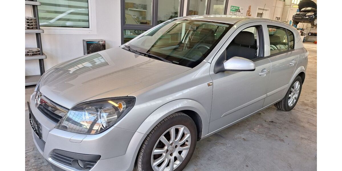 Opel Astra 141.899 km 2.900 &euro; Oschersleben 39387