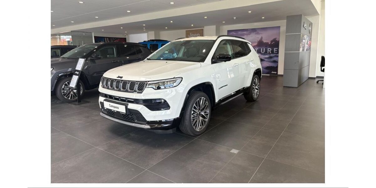 Jeep Compass 4.000 km 31.985 &euro; Dortmund 44145