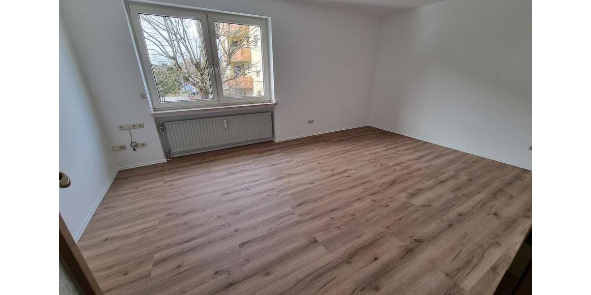 Lichtdurchflutete, sonnige 4 Zimmer Wohnung zu vermieten 4 zimmer