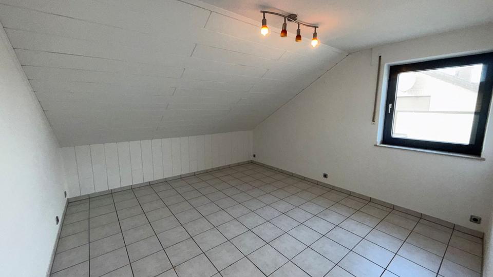 Helle großzügige Einliegerwohnung in Schermbeck-Gahlen 3.5 zimmer