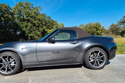 Mazda MX-5 1.700 km 29.950 € Tangstedt 22889