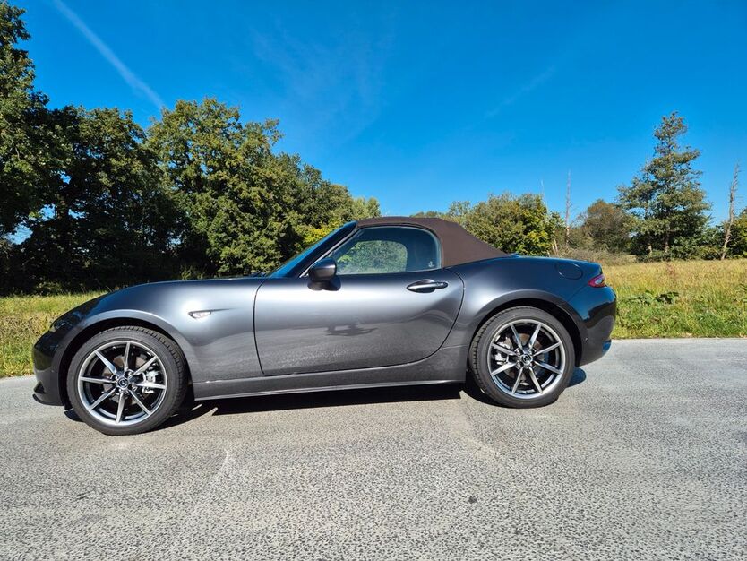Mazda MX-5 1.700 km 29.950 € Tangstedt 22889