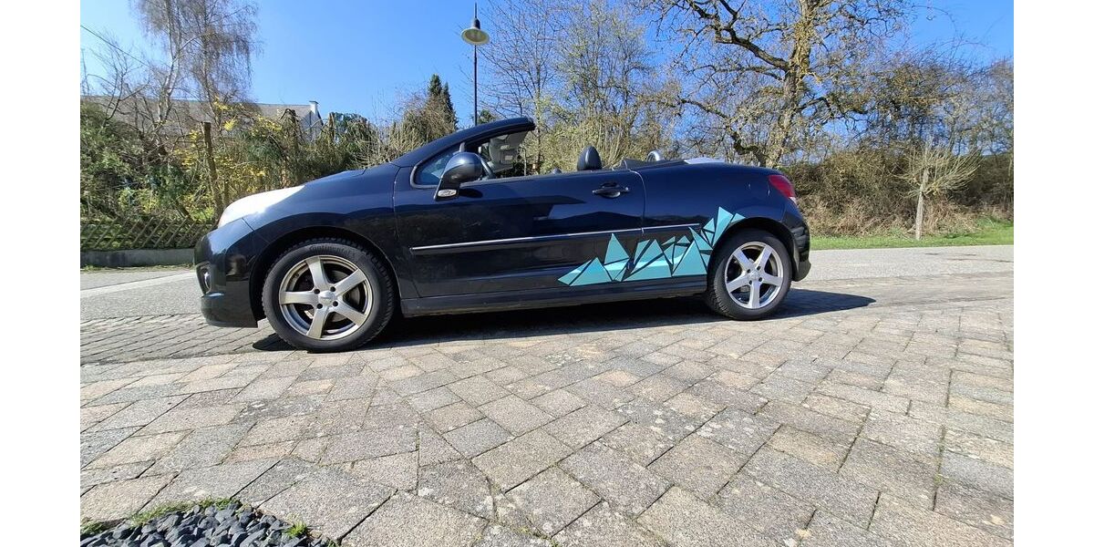 Peugeot 207 116.000 km 2.950 &euro; Eveshausen 56290