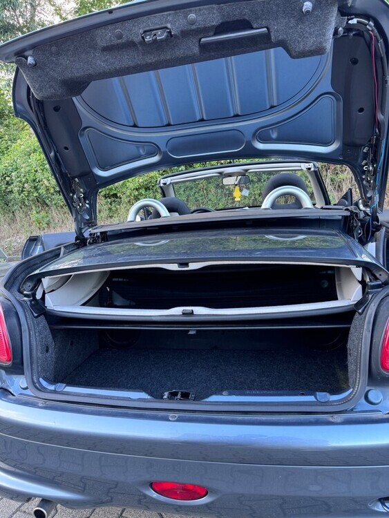 Peugeot 206 CC 148.000 km 2.300 € Aalen 73430