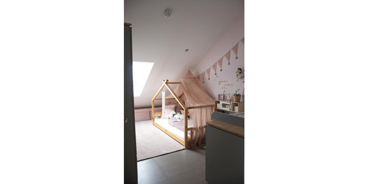 Exklusive Dachgeschosswohnung mit 54 qm Dachterasse 3 zimmer