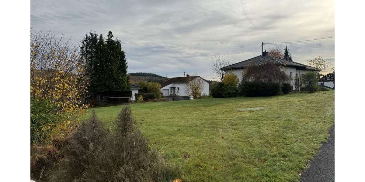 Grundstück zu verkaufen in Hilchenbach 62.000 € 548 m² zimmer