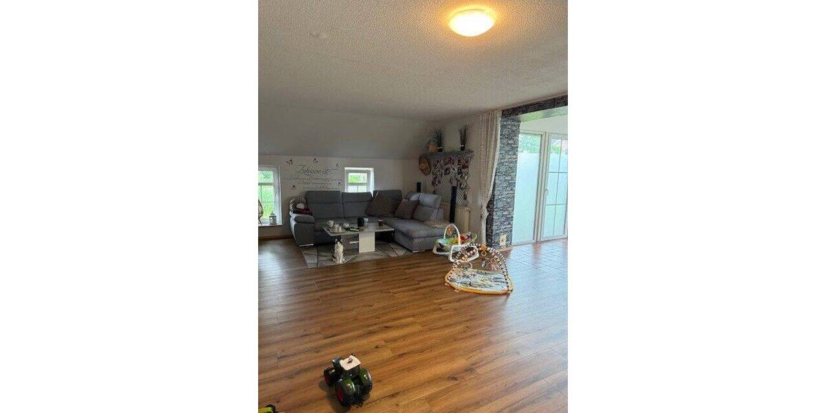 Etagenwohnung Südbrookmerland / Oldeborg Oldeborg - 5 Zimmer, 185 m&sup2;, 800&euro; | Angebot:26852212