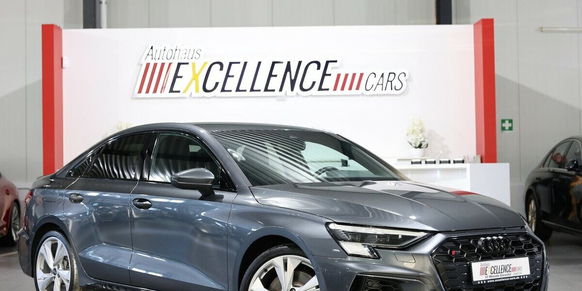 Audi S3 LIMOUSINE 2.0 TFSI QUATTRO S-LINE BLACK PLUS 36.000 km 38.444 &euro; Hamm 59077
