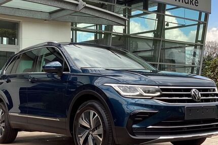 VW Tiguan 24.460 km 28.490 &euro; Brand-Erbisdorf 09618